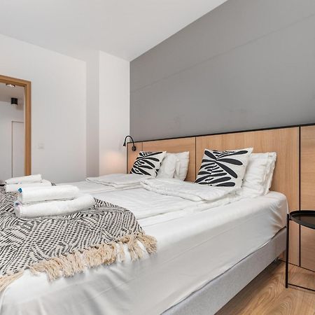 Zamoyskiego 37 By Homeprime Varsovia Exterior foto